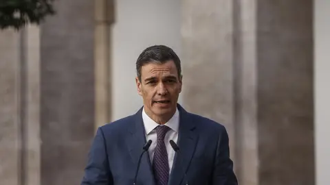 El 'todo o nada' de Sánchez: no contempla un decreto por separado para las pensiones y ayudas al transporte y señala al PP El 'todo o nada' de Sánchez: no contempla un decreto por separado para las pensiones y ayudas al transporte y señala al PP