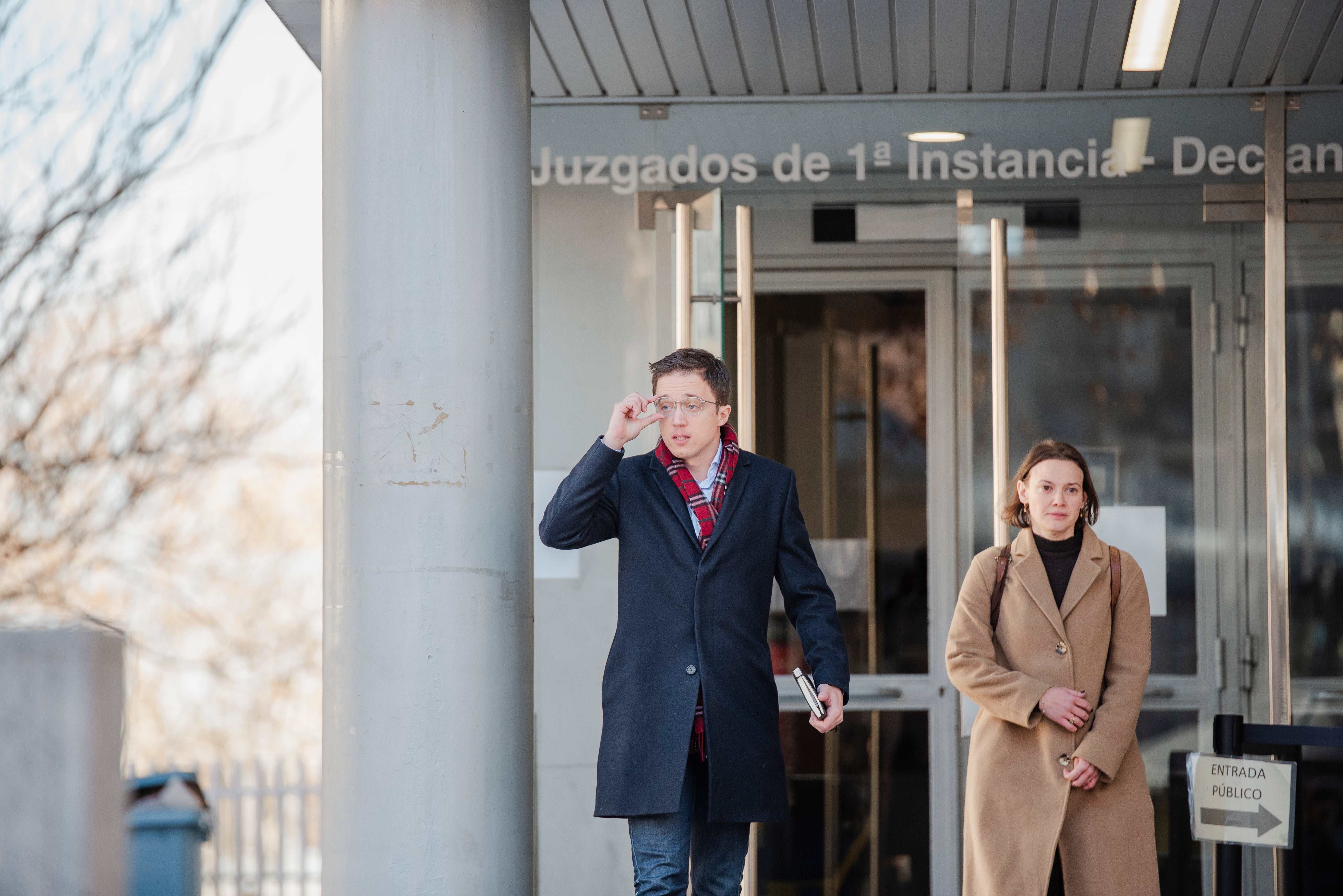 El juez Carretero justifica su "incómodo" interrogatorio a Elisa Mouliáa y considera que hizo todo "bien" El juez Carretero justifica su "incómodo" interrogatorio a Elisa Mouliáa y considera que hizo todo "bien"