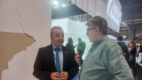 Antonio Puerto,alcalde de Aspe en Fitur 2025.