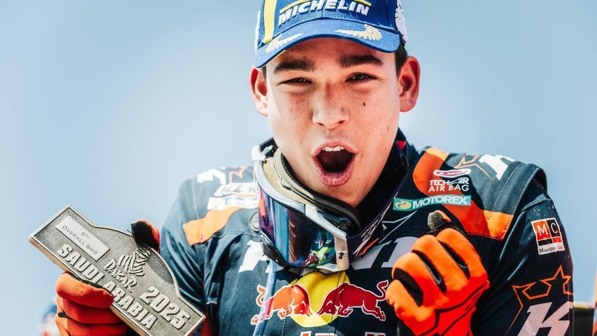 Edgar Canet: "El objetivo es ganar el Dakar en categoría absoluta" Edgar Canet: "El objetivo es ganar el Dakar en categoría absoluta"