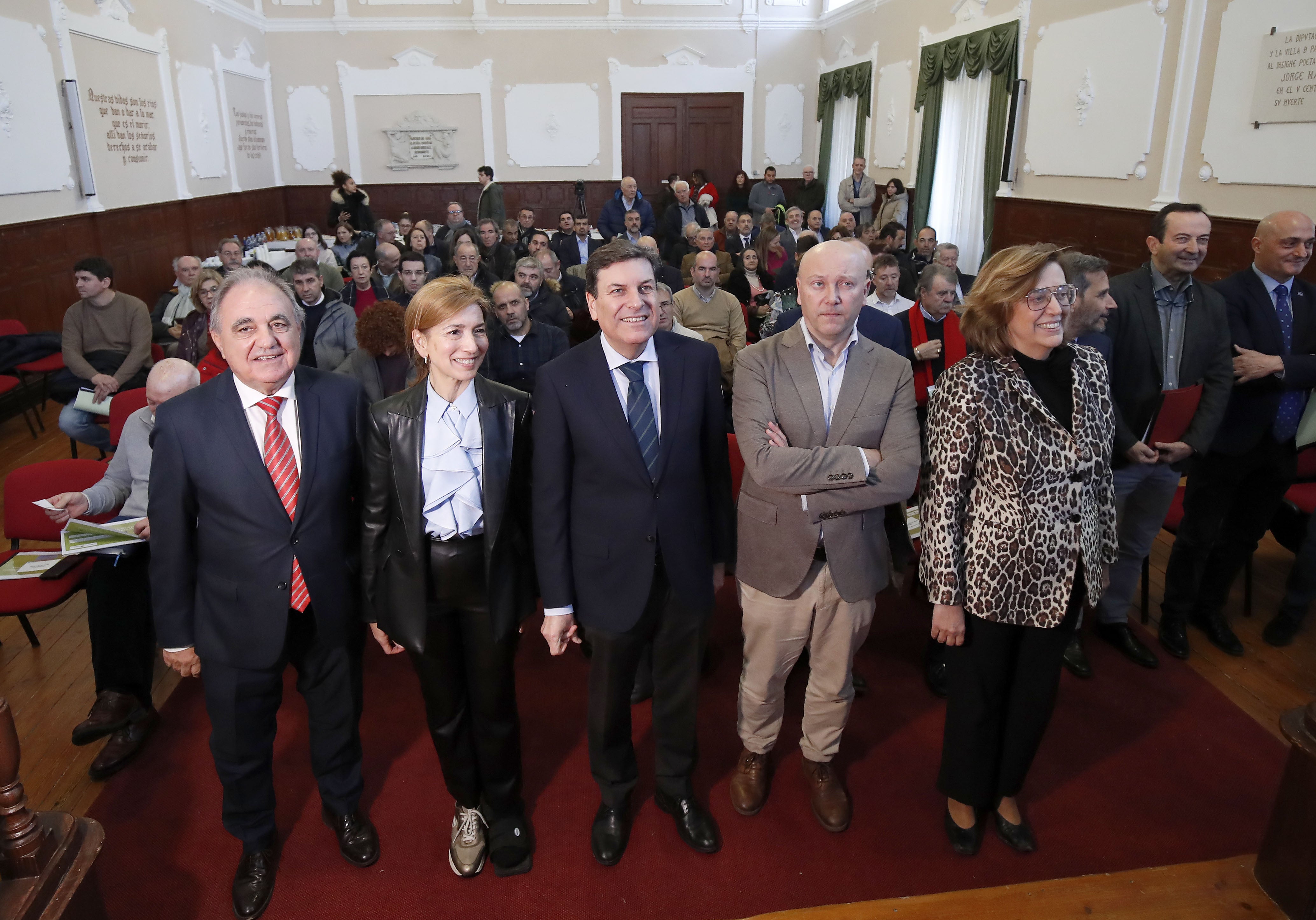 La Junta presenta en Paredes el Programa Territorial de Fomento de Tierra de Campos dotado con 63,2 millones La Junta presenta en Paredes el Programa Territorial de Fomento de Tierra de Campos dotado con 63,2 millones