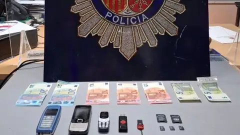 Detenido en Don Benito un hombre que portaba 16 papelinas de cocaína entre sus pertenencias Detenido en Don Benito un hombre que portaba 16 papelinas de cocaína entre sus pertenencias