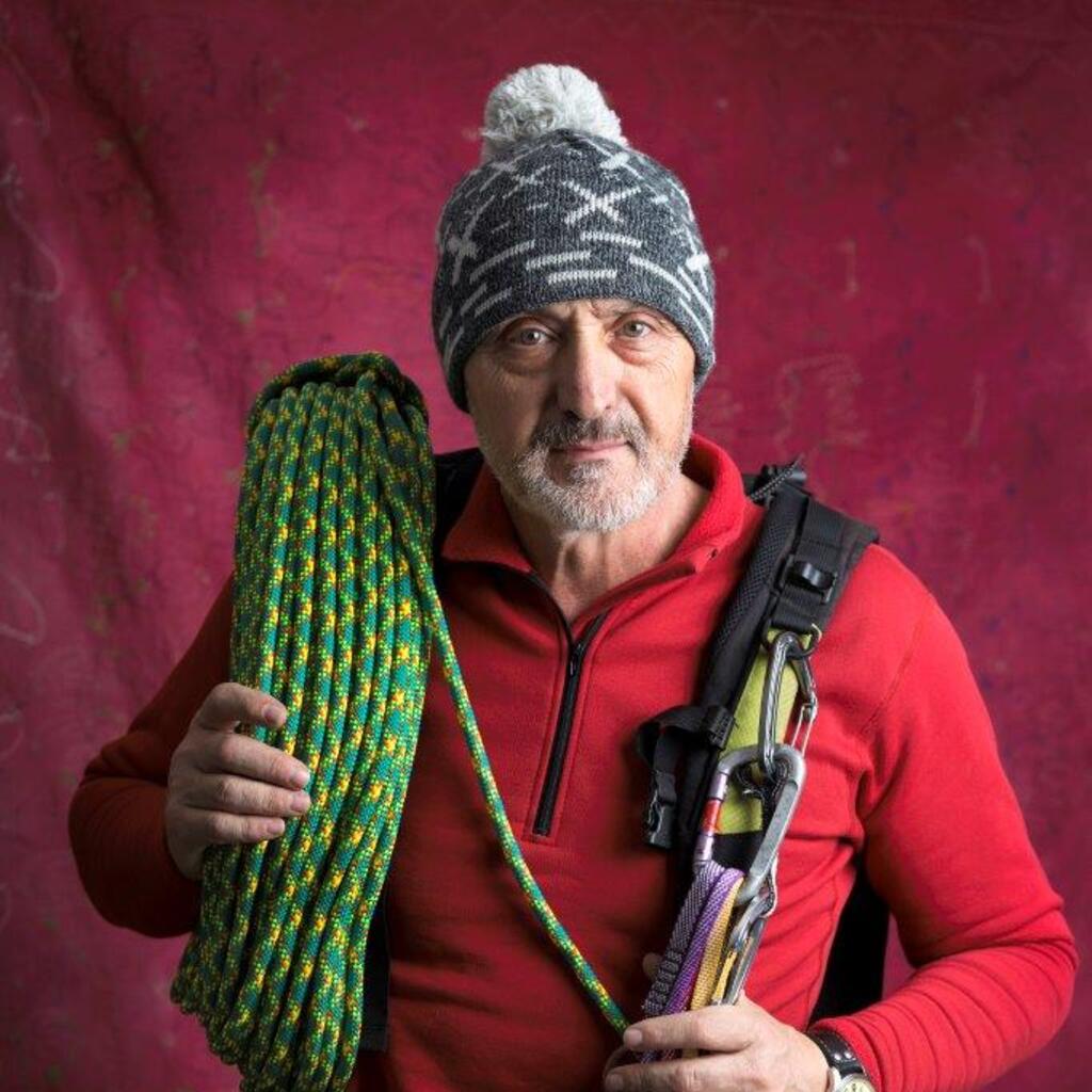 Sebastián Álvaro: "la montaña me ha enseñado que somos vulnerables, pero también capaces de hacer muchas cosas" Sebastián Álvaro: "la montaña me ha enseñado que somos vulnerables, pero también capaces de hacer muchas cosas"