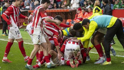 Celebraci&oacute;n del gol de Dotor