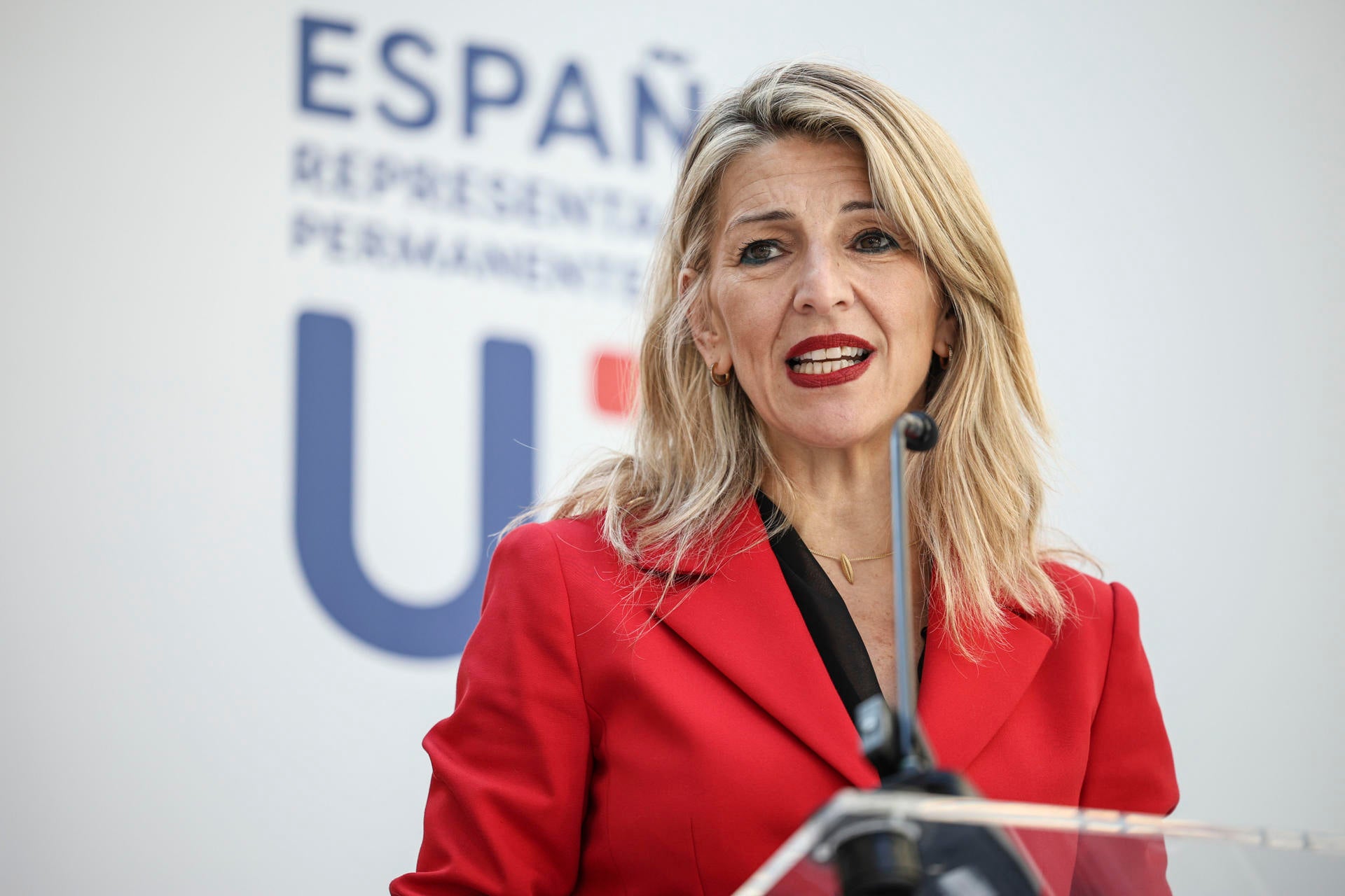 Así afecta la reducción de jornada laboral al nuevo Salario Mínimo Interprofesional en 2025 Así afecta la reducción de jornada laboral al nuevo Salario Mínimo Interprofesional en 2025