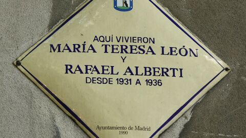 Placa de Mar&iacute;a Teresa Le&oacute;n y Rafael Alberti
