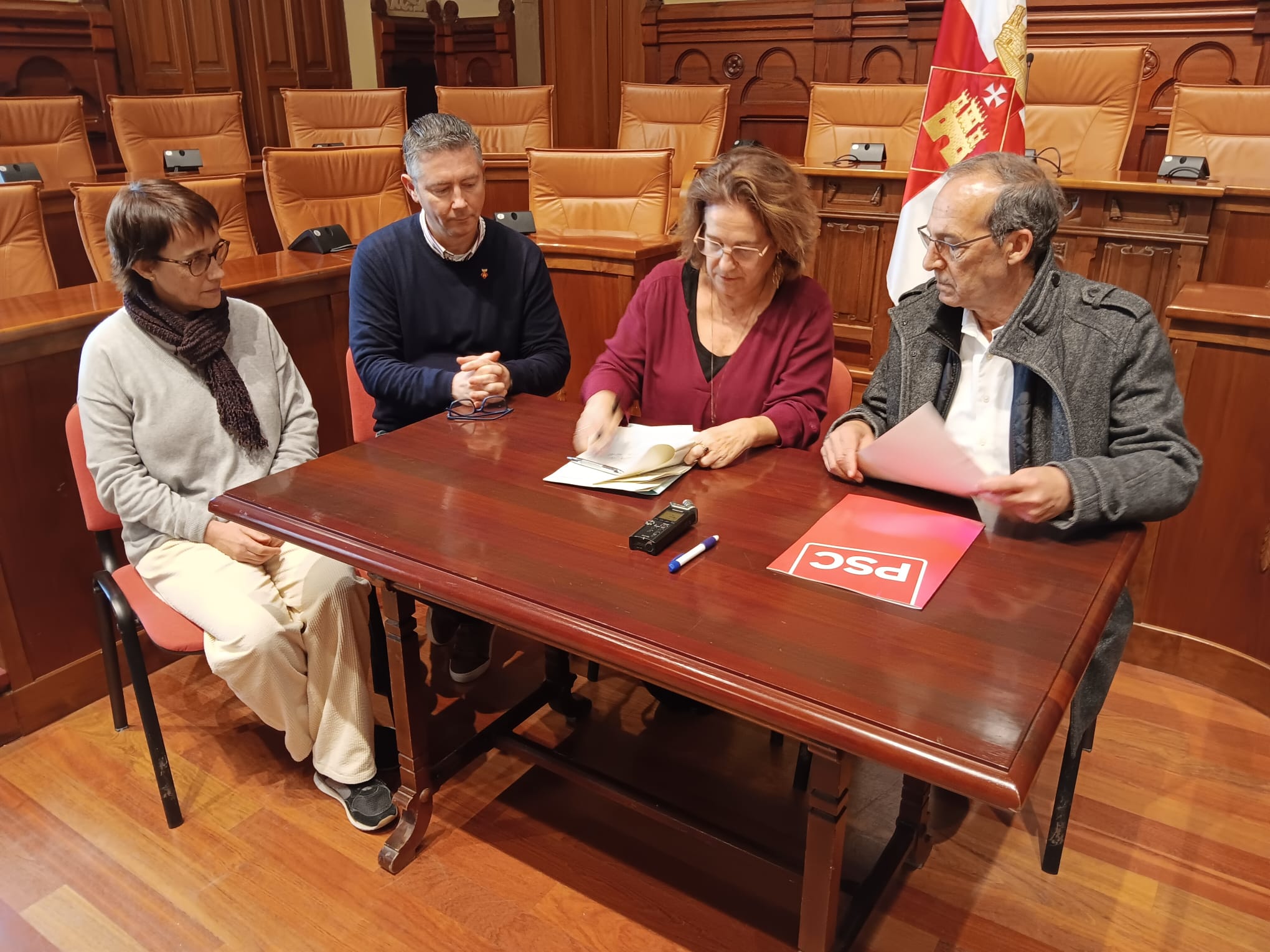 Pressupost rècord de 66 milions d'euros a l'Ajuntament de Sitges gràcies a l'acord entre el govern municipal i el PSC Pressupost rècord de 66 milions d'euros a l'Ajuntament de Sitges gràcies a l'acord entre el govern municipal i el PSC