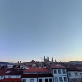 El gobierno local defiende las medidas para reducir las viviendas turísticas en Compostela e incrementar el parque de vivienda residencial El gobierno local defiende las medidas para reducir las viviendas turísticas en Compostela e incrementar el parque de vivienda residencial