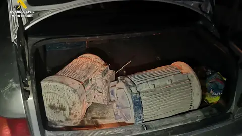 La Guardia Civil frustra un robo en una fábrica de Traiguera y detiene a dos individuos La Guardia Civil frustra un robo en una fábrica de Traiguera y detiene a dos individuos