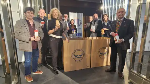 El Colegio de Médicos de Badajoz inicia su semana solidaria en favor del Banco de Alimentos El Colegio de Médicos de Badajoz inicia su semana solidaria en favor del Banco de Alimentos