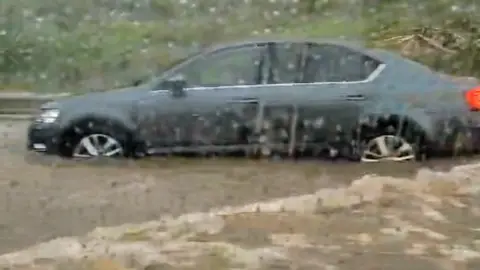 Coche A-7 inundada faro Calaburras Coche A-7 inundada faro Calaburras
