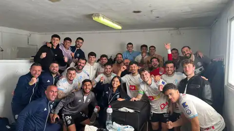 El SC Torrevieja se lleva el derbi comarcal frente al Redován en la Lliga Comunitat tras ganar 1-2 El SC Torrevieja se lleva el derbi comarcal frente al Redován en la Lliga Comunitat tras ganar 1-2