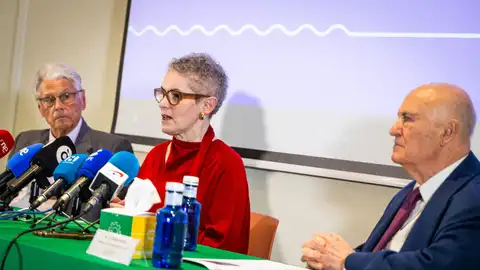Cristina Barrachina, enferma de cáncer y afectada por la DANA, ha explicado la ayuda recibida por la Asociación. Cristina Barrachina, enferma de cáncer y afectada por la DANA, ha explicado la ayuda recibida por la Asociación.