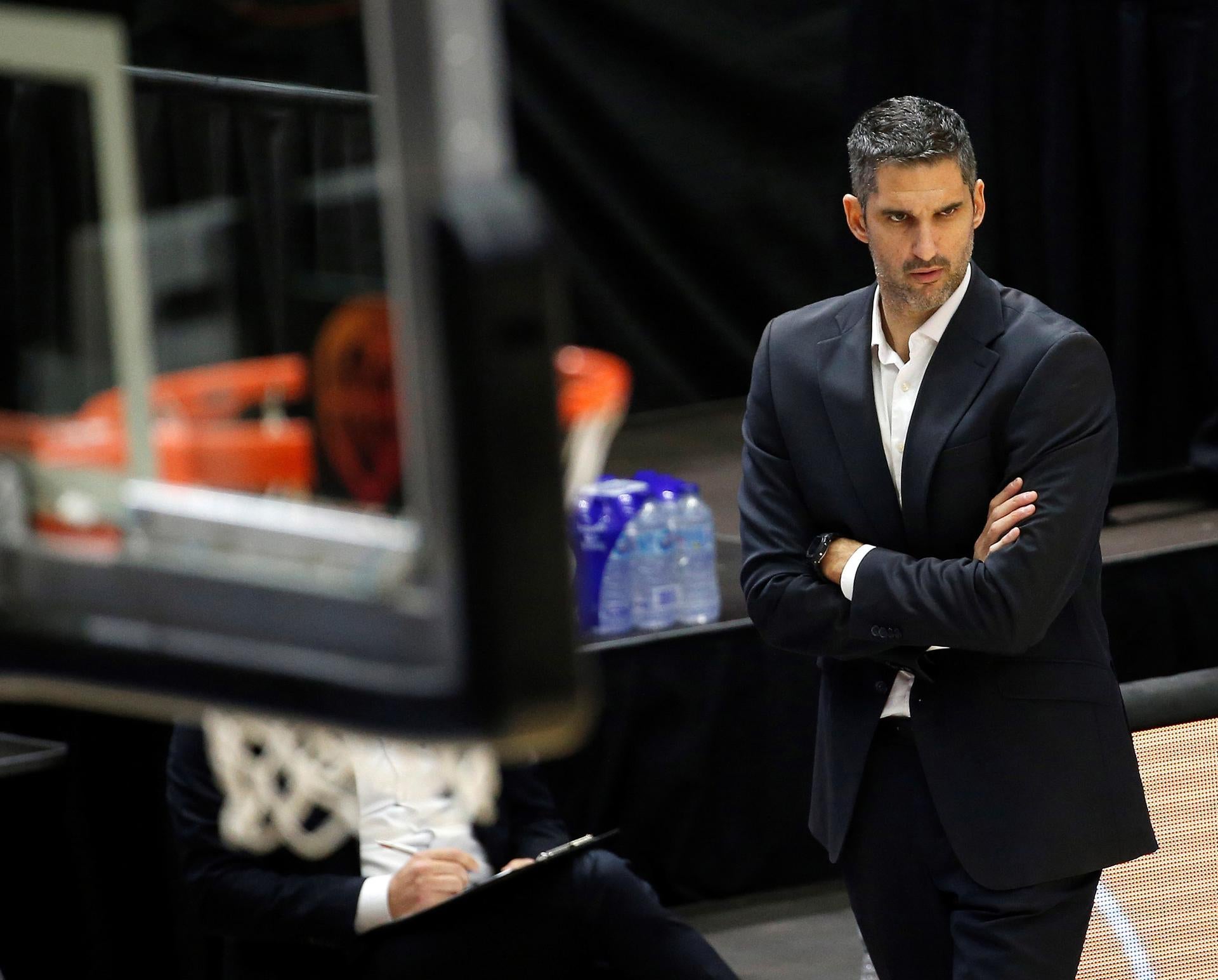 Rubén Burgos, mejor entrenador de enero de la Liga Femenina Endesa Rubén Burgos, mejor entrenador de enero de la Liga Femenina Endesa