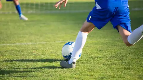 Imagen de un jugador de fútbol Imagen de un jugador de fútbol
