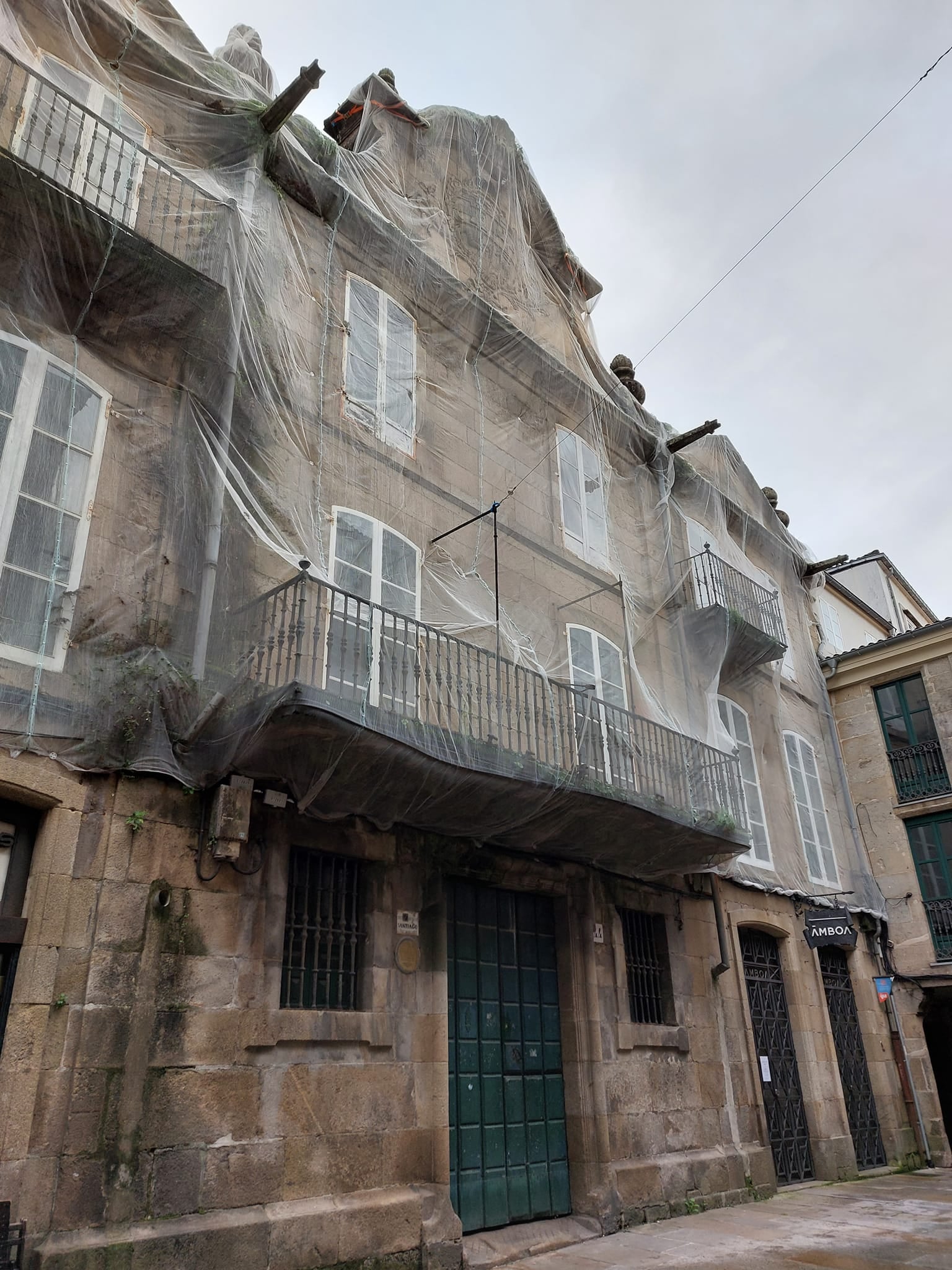 El Concello de Santiago impone una segunda multa coercitiva de 2.000 euros por incumplimiento del deber de conservación del Pazo dos Irlandeses El Concello de Santiago impone una segunda multa coercitiva de 2.000 euros por incumplimiento del deber de conservación del Pazo dos Irlandeses