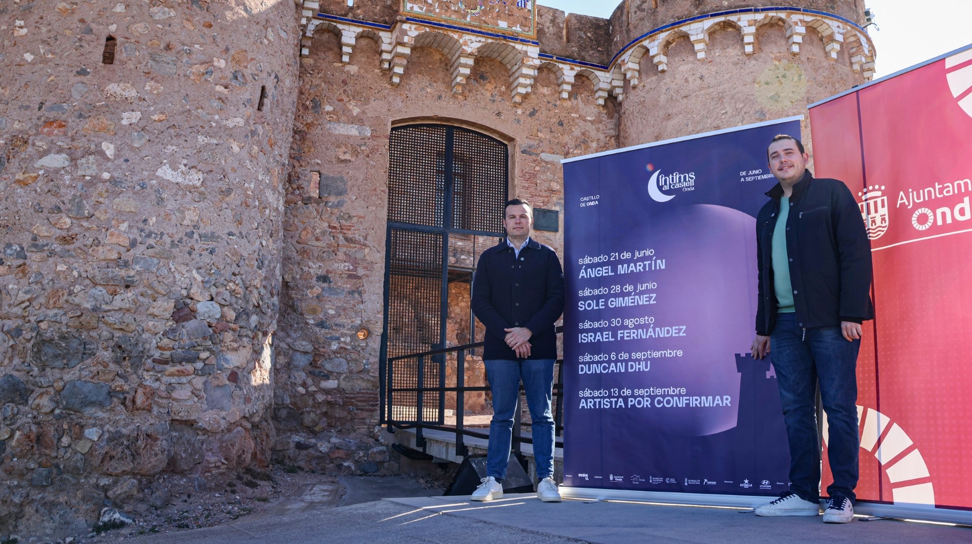Sole Giménez y Duncan Dhu en la segunda edición de Intims al Castell de Onda Sole Giménez y Duncan Dhu en la segunda edición de Intims al Castell de Onda