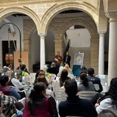 Instantes de la presentación en El Puerto Instantes de la presentación en El Puerto