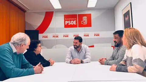 Álvaro Sánchez Cotrina anuncia su precandidatura para la Secretaría General del PSOE en la provincia de Cáceres Álvaro Sánchez Cotrina anuncia su precandidatura para la Secretaría General del PSOE en la provincia de Cáceres