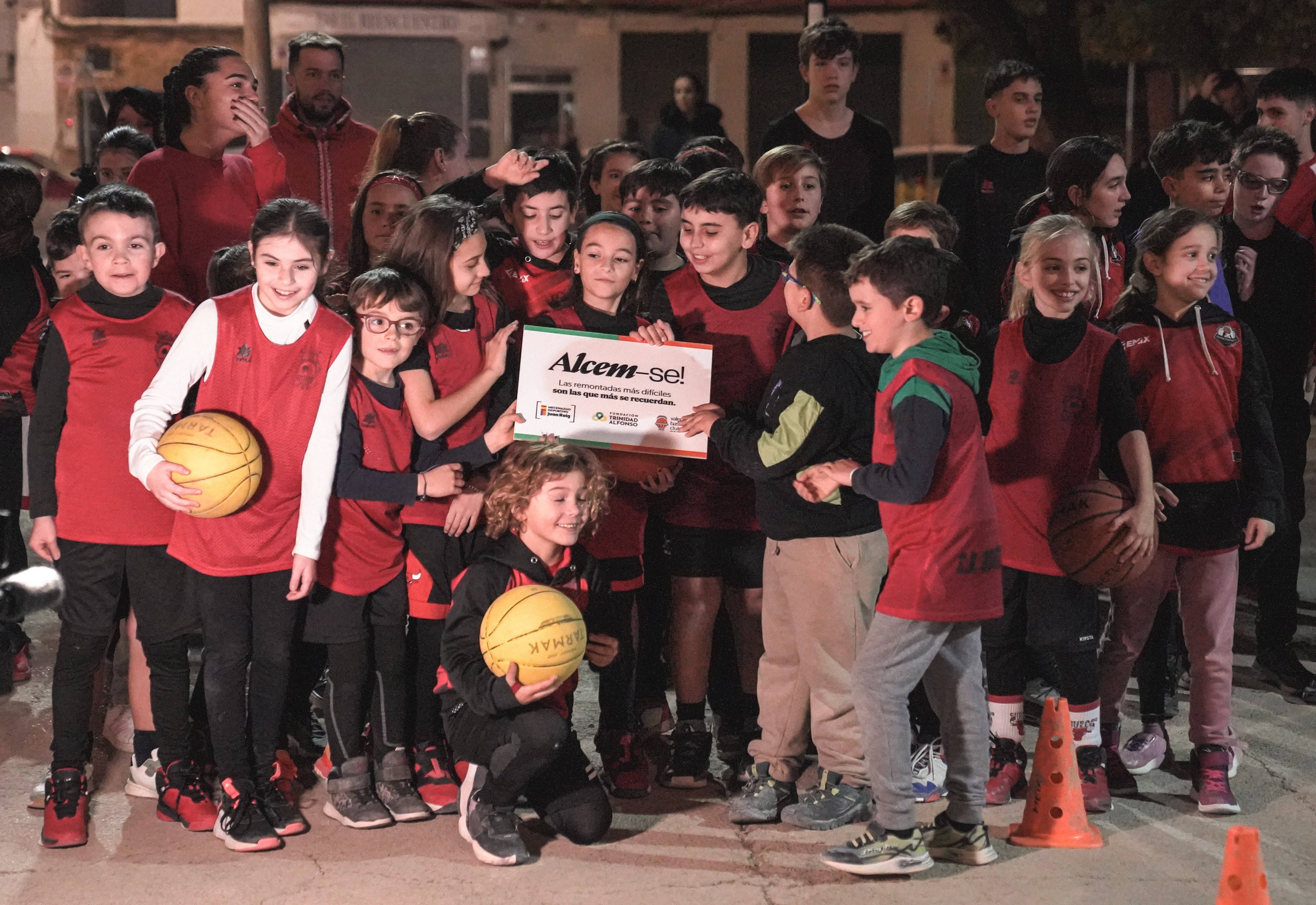 14 clubes de baloncesto se levantan a través de Alcem-se Esport 14 clubes de baloncesto se levantan a través de Alcem-se Esport