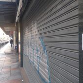 El Bar Lord da las 'gracias' y baja la trapa tras más de medio siglo en Padre Isla