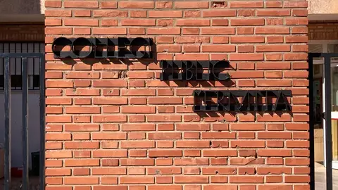 Fachada del CEIP L'Ermita de Benifairó de les Valls Fachada del CEIP L'Ermita de Benifairó de les Valls