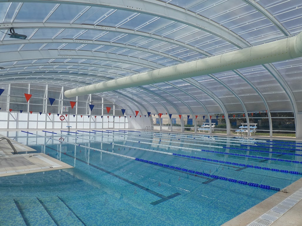 La piscina municipal cubierta de Altea reabre tras obras de reparación y mejoras La piscina municipal cubierta de Altea reabre tras obras de reparación y mejoras