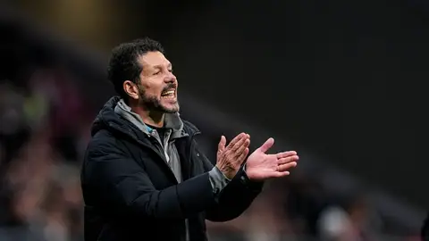 Simeone: "Al Bernabéu llegaremos como siempre, en autobús" Simeone: "Al Bernabéu llegaremos como siempre, en autobús"