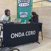 Bárbara García Torijano, consejera de Bienestar Social, y Javier Escudero