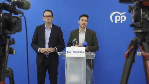 Cristóbal Marqués y Joan Pons, del PP. Cristóbal Marqués y Joan Pons, del PP.