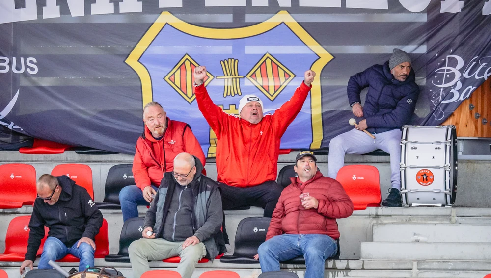 Los aficionados de la SD Formentera están muy contentos con la racha de su equipo Los aficionados de la SD Formentera están muy contentos con la racha de su equipo