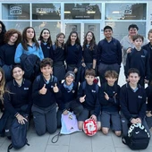 Alumnos del Elian's British School visitan Onda Cero Marina Baixa. Alumnos del Elian's British School visitan Onda Cero Marina Baixa.