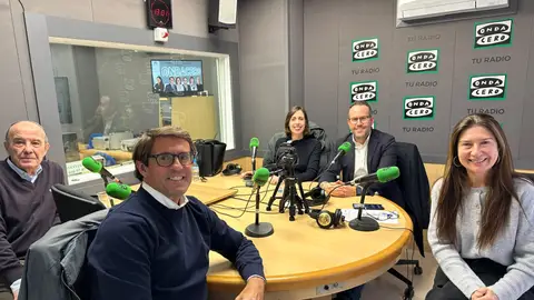 La Tertulia de los jueves en Más de uno Elche La Tertulia de los jueves en Más de uno Elche