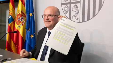 El director general de Personal, Formación e Innovación, José María Cabello, en rueda de prensa El director general de Personal, Formación e Innovación, José María Cabello, en rueda de prensa