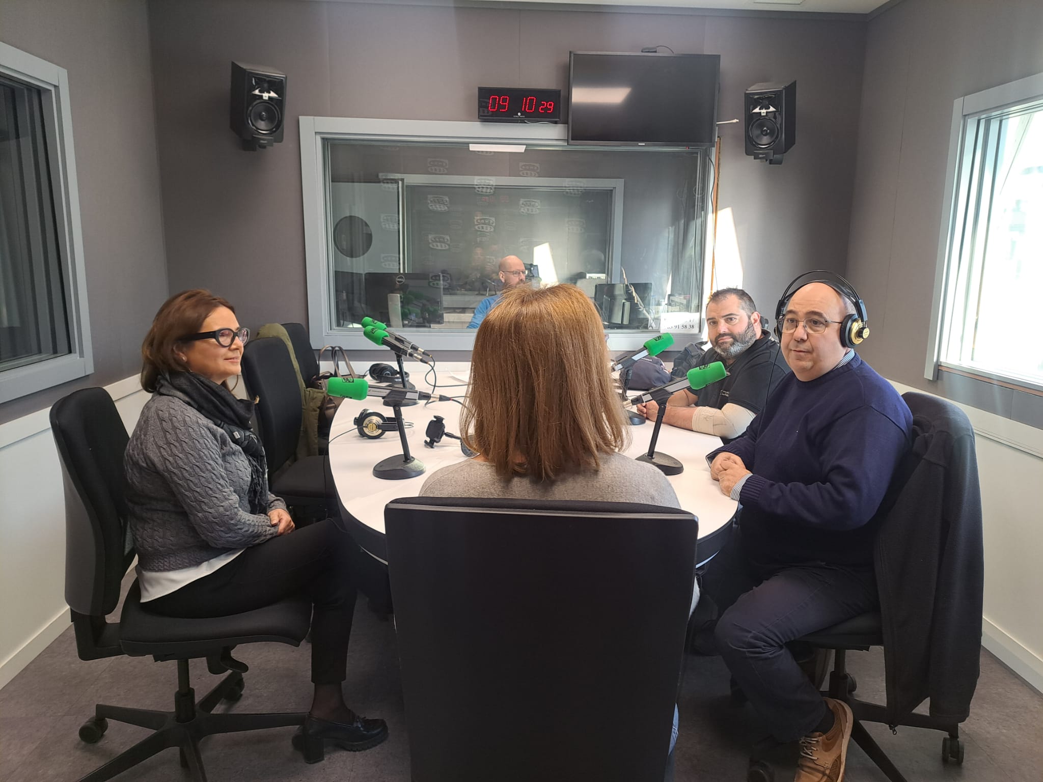 José Gómez: "Alegría porque hemos encontrado buena gente que nos ha ayudado, pero también tristeza por la situación de muchas zonas afectadas" José Gómez: "Alegría porque hemos encontrado buena gente que nos ha ayudado, pero también tristeza por la situación de muchas zonas afectadas"