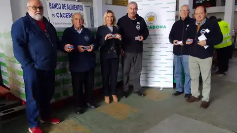 Mercadona dona 500 toneladas de productos de primera necesidad en 2024 a 16 entidades sociales de Extremadura Mercadona dona 500 toneladas de productos de primera necesidad en 2024 a 16 entidades sociales de Extremadura
