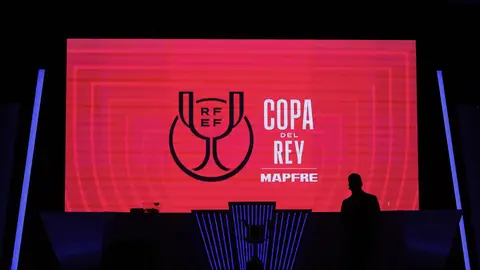 Imagen de archivo de un sorteo de Copa del Rey. Imagen del sorteo de los cuartos de final de la Copa del Rey 2025