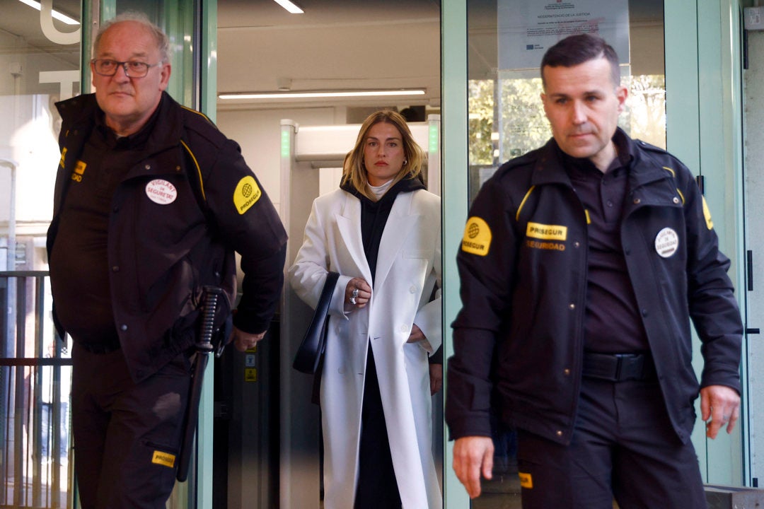 Las jugadoras confirman las presiones de Rubiales para que Hermoso dijese que consintió el beso Las jugadoras confirman las presiones de Rubiales para que Hermoso dijese que consintió el beso