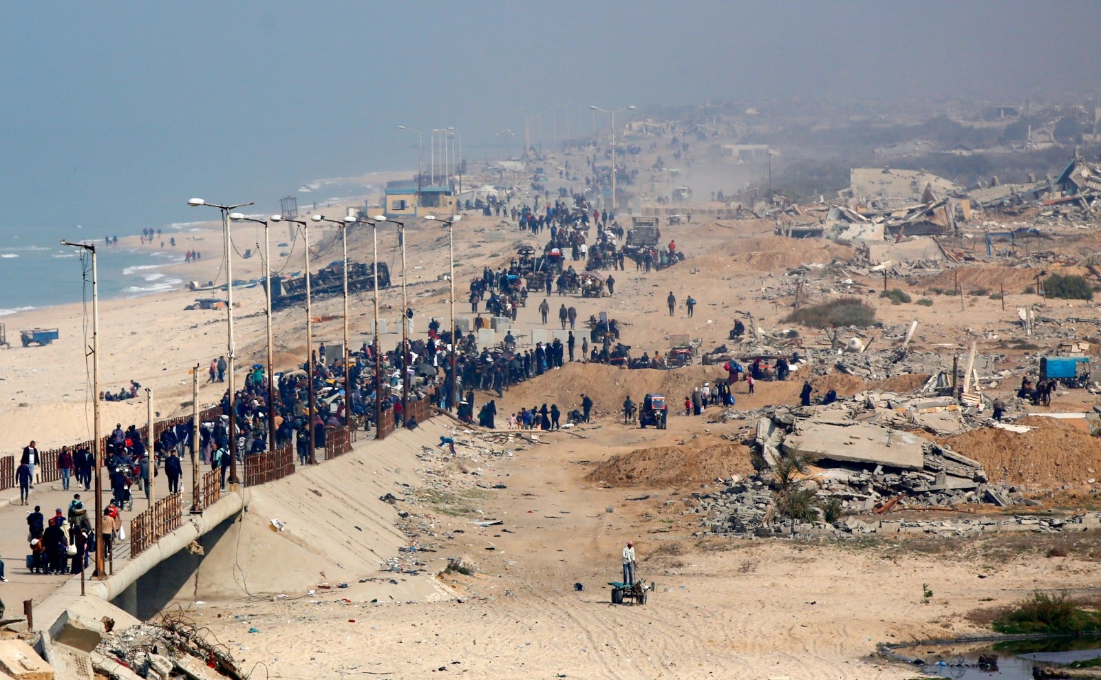 Contraparte - "La gente de Gaza está dispuesta a vivir encima o debajo de los escombros, pero de allí, no sale" Contraparte - "La gente de Gaza está dispuesta a vivir encima o debajo de los escombros, pero de allí, no sale"