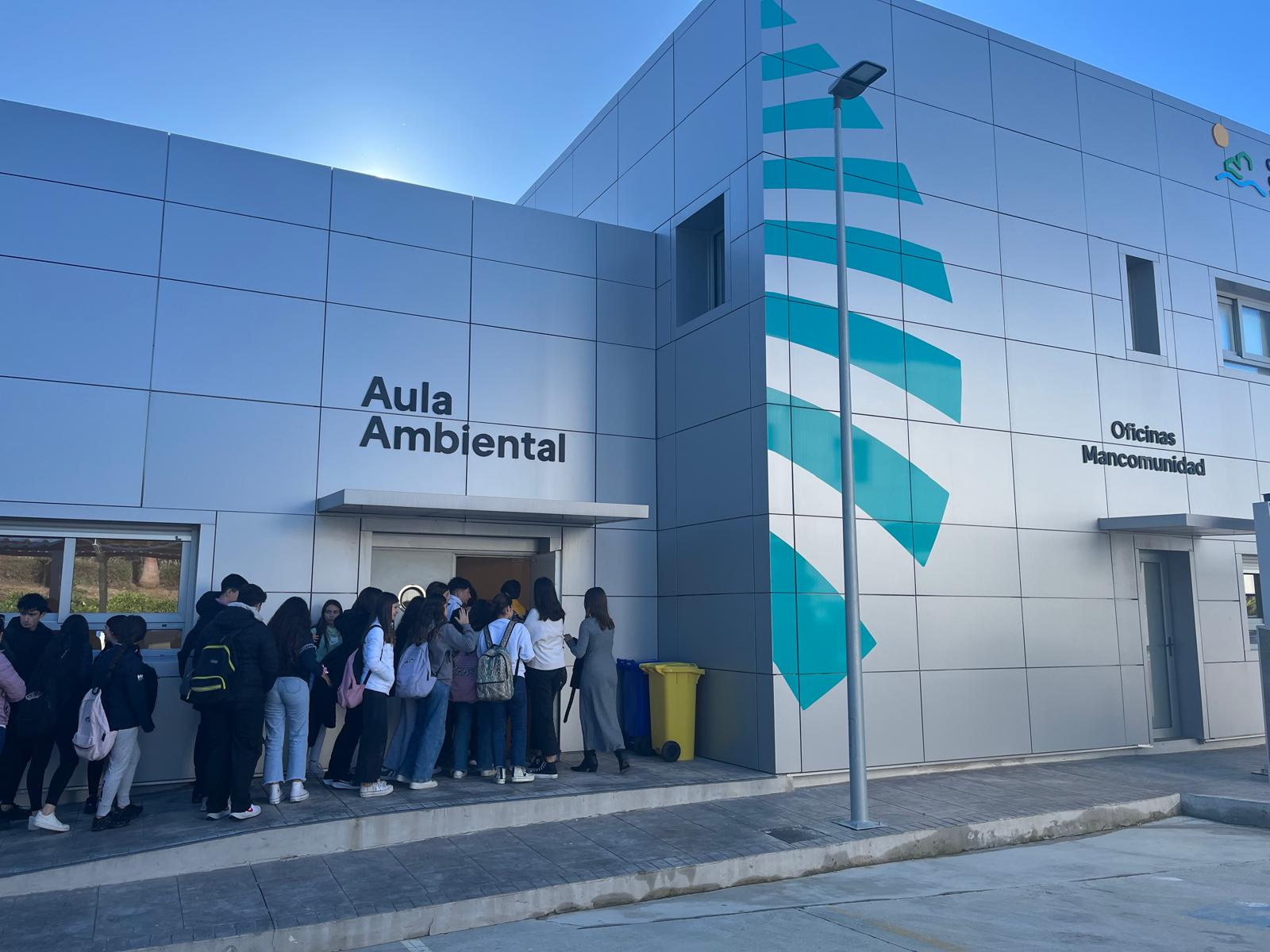 Realidad virtual, juegos interactivos y simuladores en el aula ambiental de Casares Realidad virtual, juegos interactivos y simuladores en el aula ambiental de Casares
