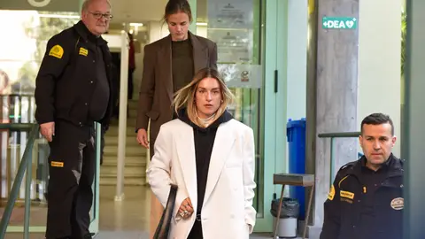 Alexia Putellas e Irene Paredes salen del juzgado Alexia Putellas e Irene Paredes salen del juzgado