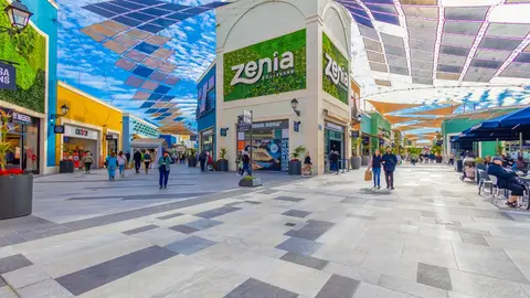 Zenia Boulevard es el primer centro comercial de la Comunidad Valenciana en registrar su huella de carbono Zenia Boulevard es el primer centro comercial de la Comunidad Valenciana en registrar su huella de carbono