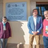 Placa 75 aniversario Escolapias de Mérida