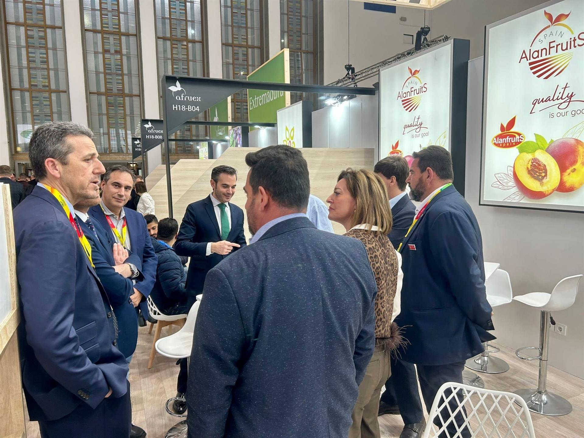 Más de 30 empresas extremeñas participan en Alemania en la feria Fruit Logística Berlín 2025 Más de 30 empresas extremeñas participan en Alemania en la feria Fruit Logística Berlín 2025