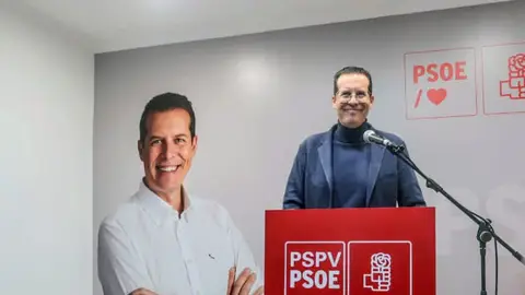 Rubén Alfaro, alcalde de Elda, durante el anuncio de su candidatura a liderar el PSOE de la provincia de Alicante. Rubén Alfaro, alcalde de Elda, durante el anuncio de su candidatura a liderar el PSOE de la provincia de Alicante.