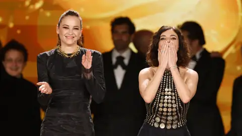 Leonor Watling y Maribel Verdú en la gala de los Premios Goya 2025 Leonor Watling y Maribel Verdú en la gala de los Premios Goya 2025