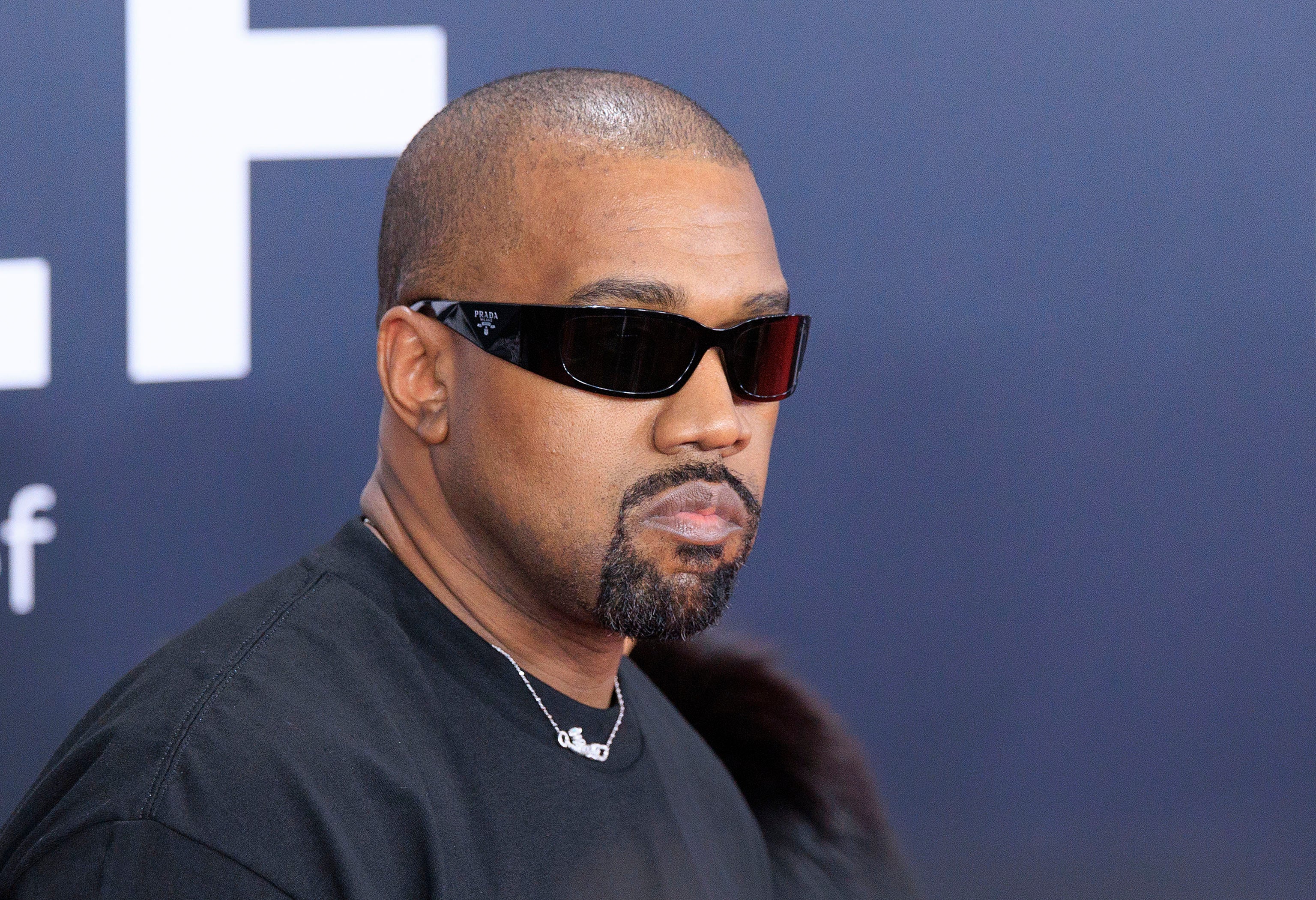 Todas las polémicas que rodean al rapero Kanye West: de posar junto a su mujer desnuda a apoyar el nazismo Todas las polémicas que rodean al rapero Kanye West: de posar junto a su mujer desnuda a apoyar el nazismo