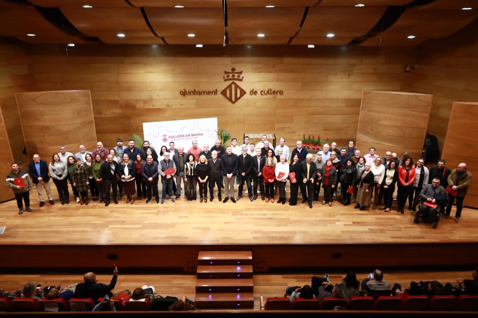 Cullera destina más de 800.000 € para el apoyo del tejido asociativo local Cullera destina más de 800.000 € para el apoyo del tejido asociativo local