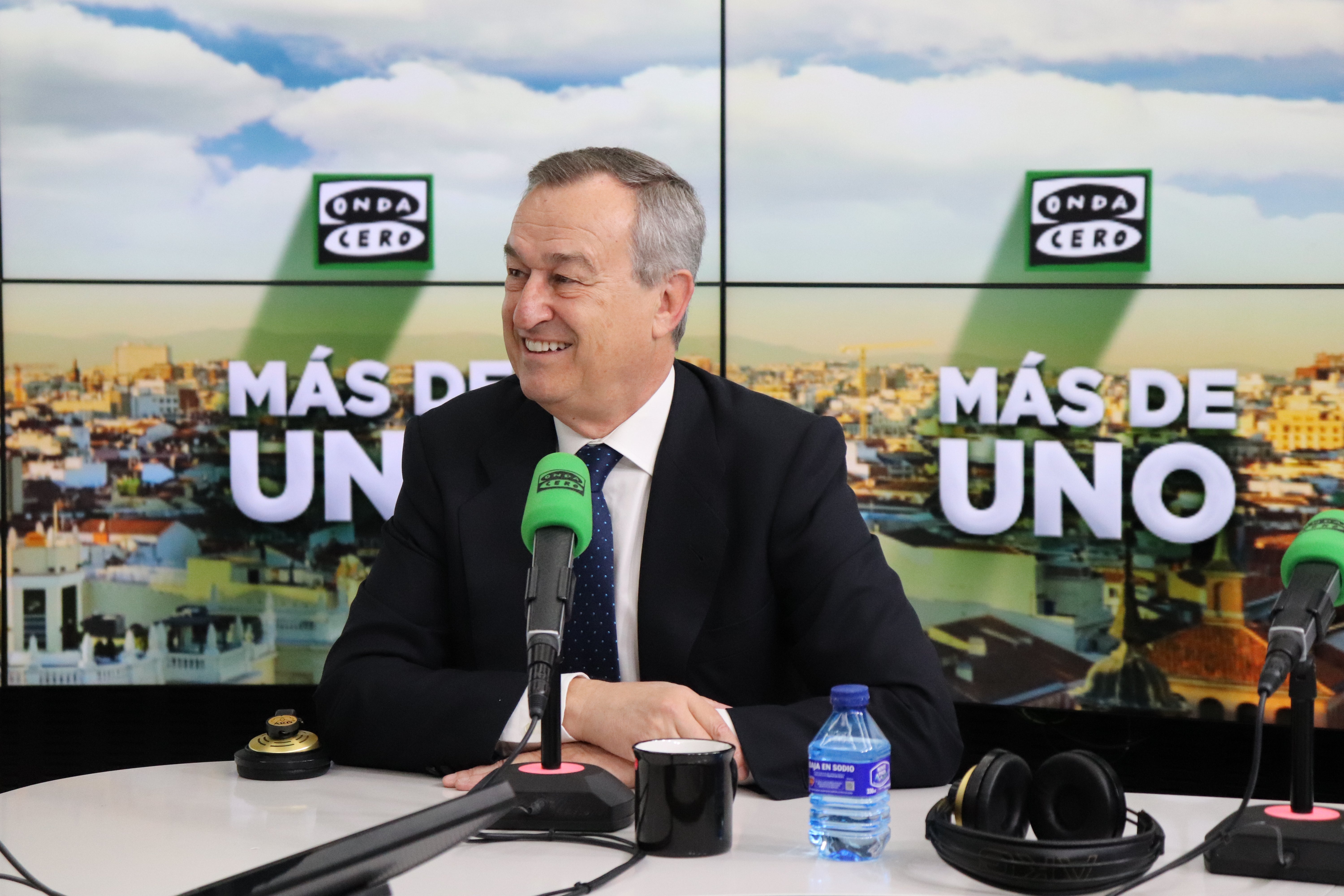 El CEO del Sabadell expresa su "alegría" por el fracaso de la OPA y resta importancia a la caída en bolsa: "No nos vamos a poner tensos" El CEO del Sabadell expresa su "alegría" por el fracaso de la OPA y resta importancia a la caída en bolsa: "No nos vamos a poner tensos"