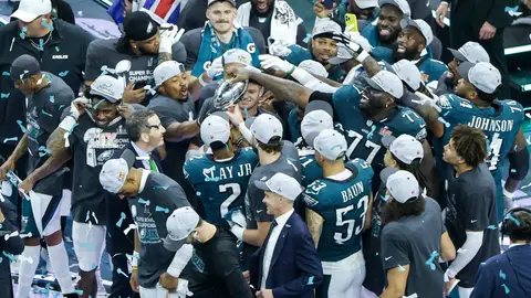 Los Eagles conquistan una histórica Super Bowl Los Eagles conquistan una histórica Super Bowl